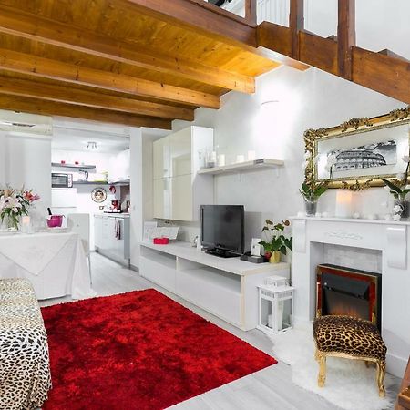 Diana Romantic Loft Рим Екстериор снимка