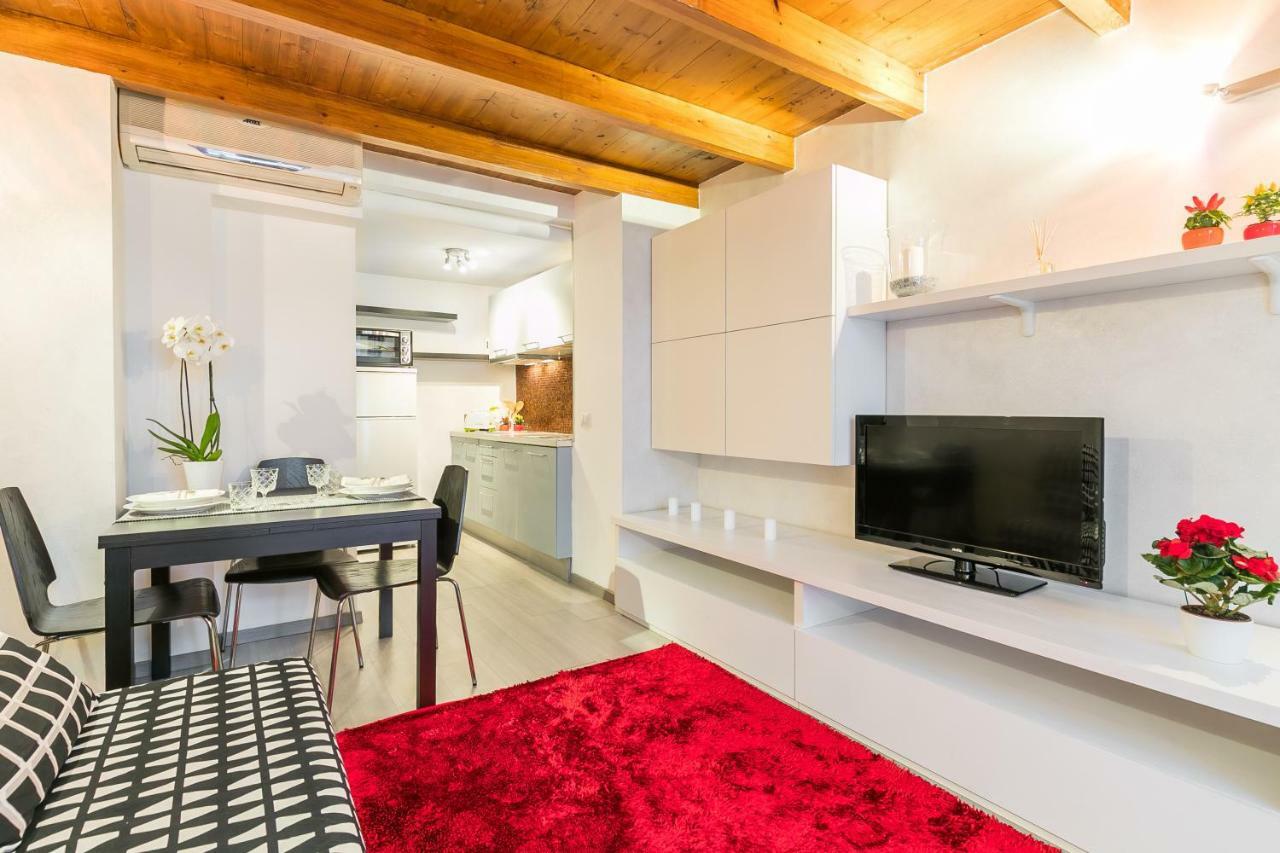 Diana Romantic Loft Рим Екстериор снимка