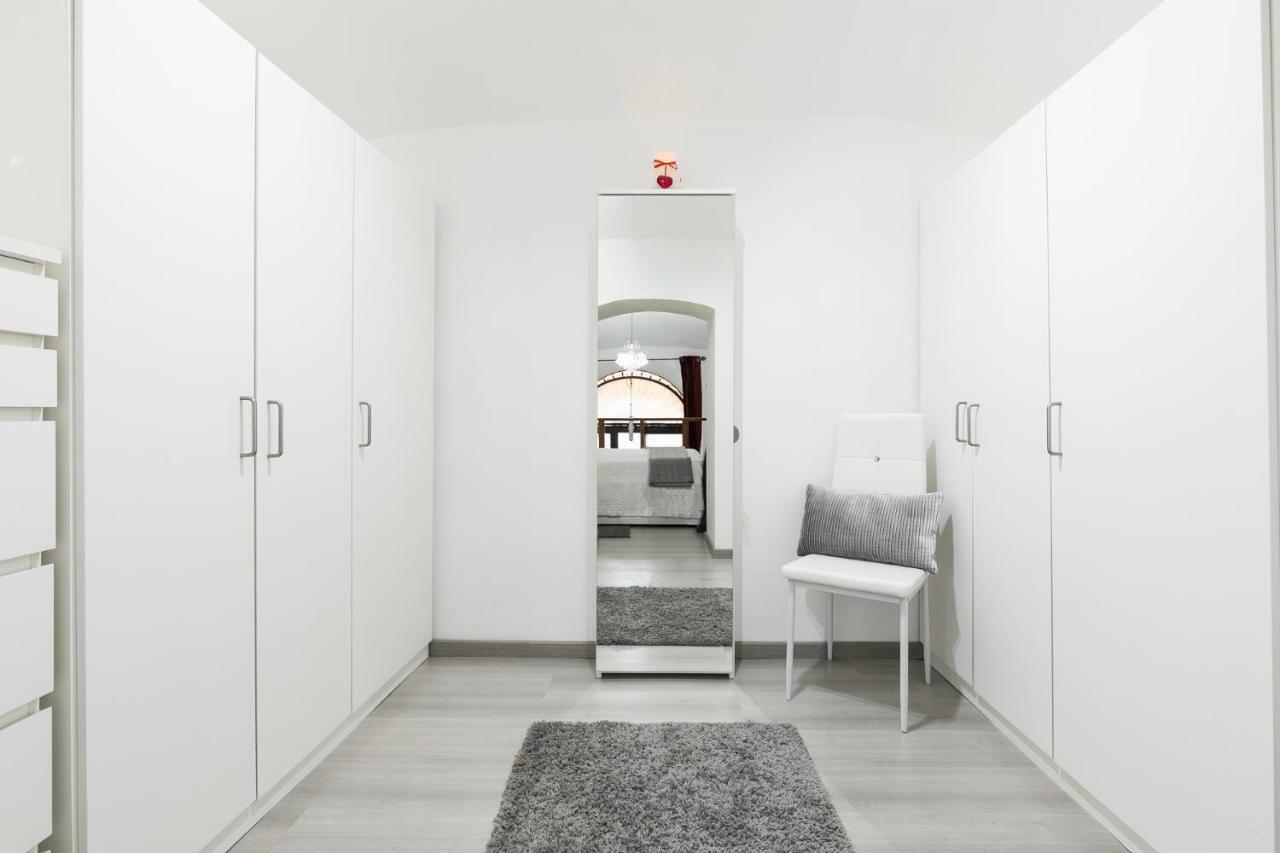 Diana Romantic Loft Рим Екстериор снимка
