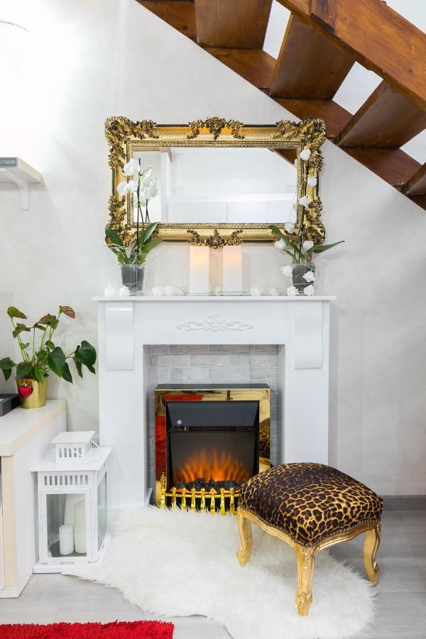 Diana Romantic Loft Рим Екстериор снимка