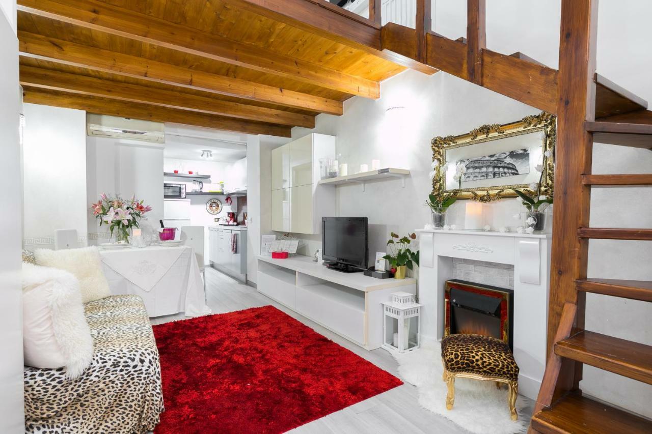 Diana Romantic Loft Рим Екстериор снимка